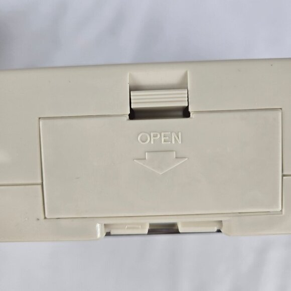 VTG Avon Light Up Make Up & Magnifying Mirror Battery Operated NWT Dead Stock - Picture 6 of 12